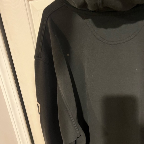Black Carhartt Hoodie - Picture 3 of 4
